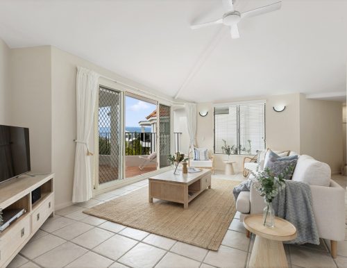 9/2 Park Crescent, Sunshine Beach